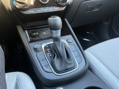 Used 2023 Hyundai Kona SEL image 20