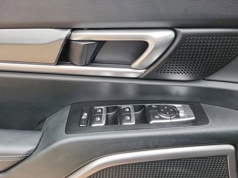 Certified 2025 Kia Telluride LX image 11