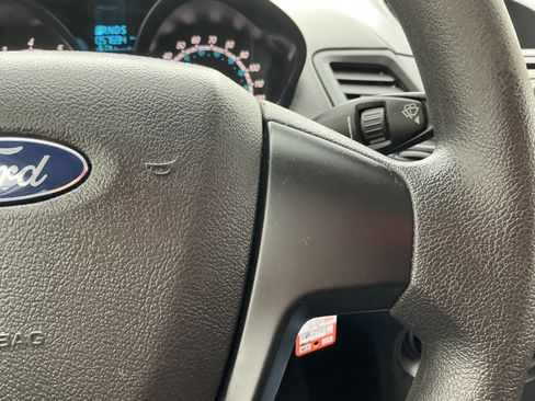 Used 2015 Ford Fiesta S image 9