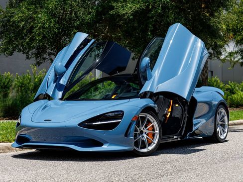 New 2027 McLaren 750S RWD image 32
