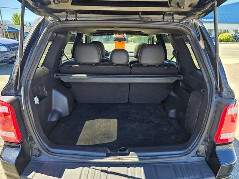 Used 2010 Ford Escape XLT AWD/4WD image 18