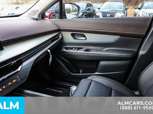 Certified 2025 Nissan Murano Platinum w/ Cargo Package image 52