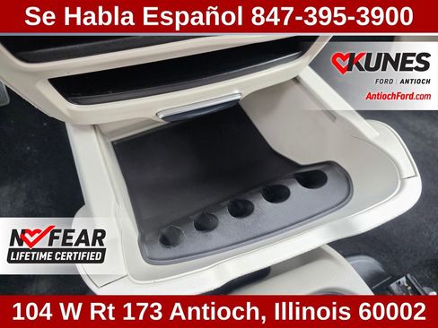 Used 2022 Chrysler Voyager LX image 60