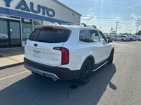 Used 2020 Kia Telluride SX w/ Towing Package image 3