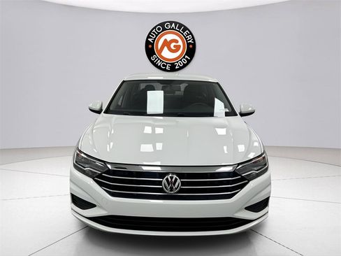 Used 2019 Volkswagen Jetta S image 2