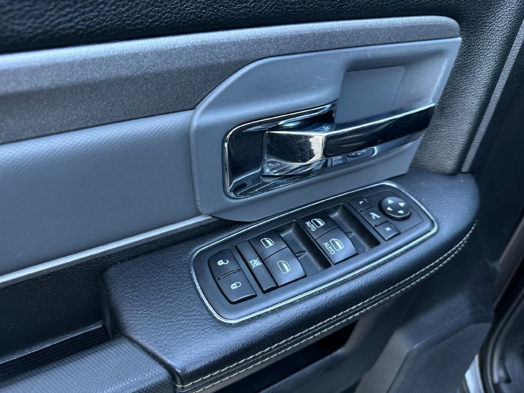 Used 2017 RAM 2500 Power Wagon w/ Leather & Luxury Group AWD/4WD image 10