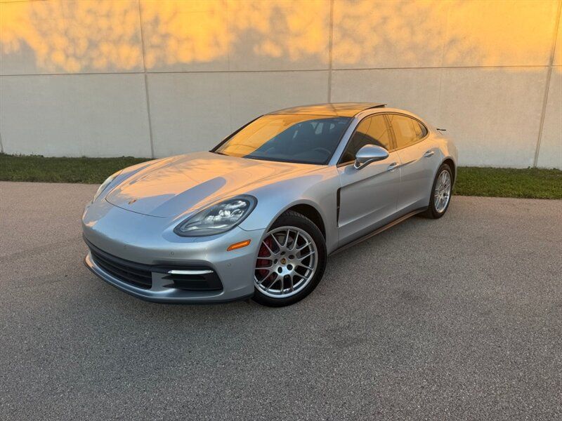 Used 2017 Porsche Panamera 4 AWD/4WD image 7