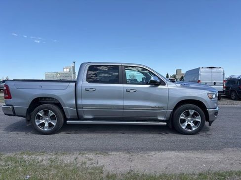 Used 2024 RAM 1500 Laramie AWD/4WD image 1
