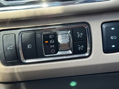Used 2024 Lincoln Navigator Reserve AWD/4WD image 39