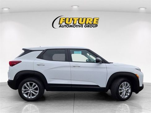 Used 2021 Chevrolet TrailBlazer LS image 3