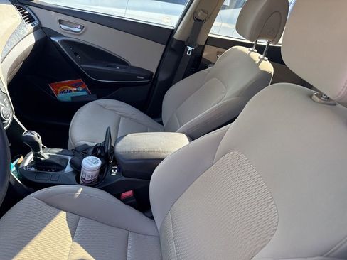 Used 2017 Hyundai Santa Fe Sport image 11