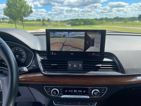 Used 2022 Audi Q5 2.0T Premium Plus w/ Premium Plus Package AWD/4WD image 15