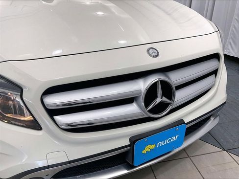Used 2017 Mercedes-Benz GLA 250 4MATIC image 32