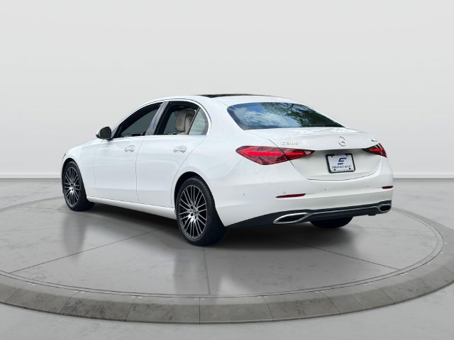 Used 2025 Mercedes-Benz C 300 4MATIC Sedan image 4