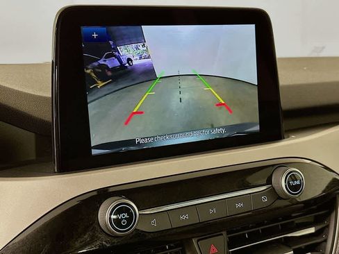 Certified 2022 Ford Escape SE image 27