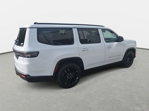 New 2026 Jeep Grand Wagoneer Limited AWD/4WD image 5