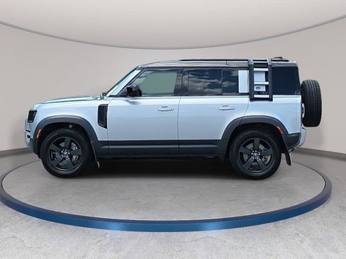 Used 2020 Land Rover Defender 110 First Edition AWD/4WD image 8
