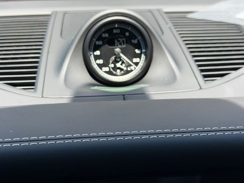 New 2026 Porsche Macan AWD/4WD image 27