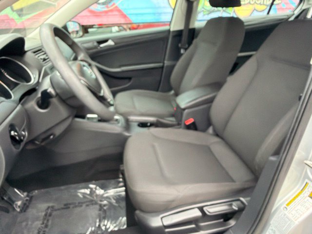 Used 2015 Volkswagen Jetta S FWD image 14