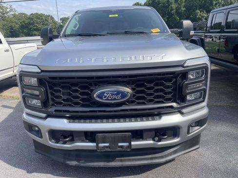 Used 2024 Ford F250 XL w/ STX Appearance Package AWD/4WD image 2