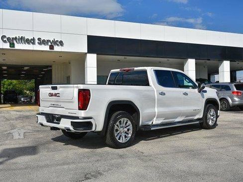 New 2025 GMC Sierra 1500 Denali w/ Technology Package image 9
