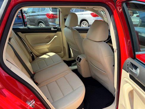 Used 2014 Volkswagen Jetta TDI FWD image 25