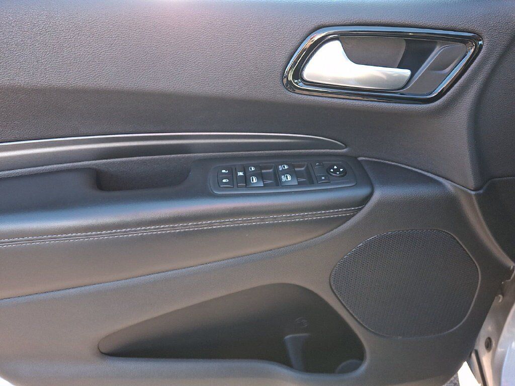 Used 2021 Dodge Durango SXT AWD/4WD image 13