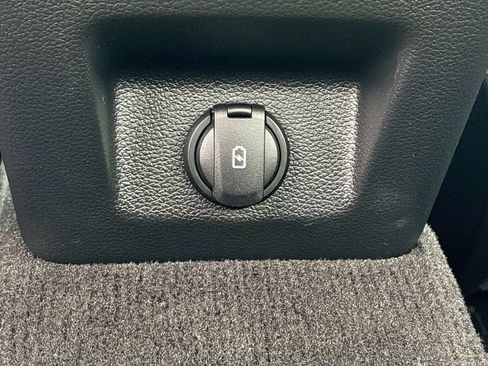 Used 2023 Genesis G70 2.0T w/ Sport Prestige Package AWD/4WD image 16