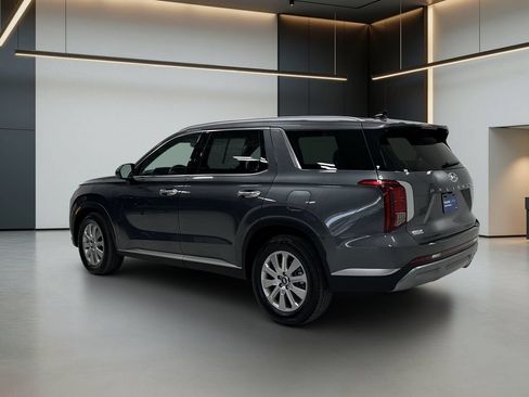 Certified 2024 Hyundai Palisade SEL FWD image 3