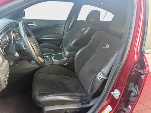 Used 2018 Dodge Charger R/T Scat Pack RWD image 14