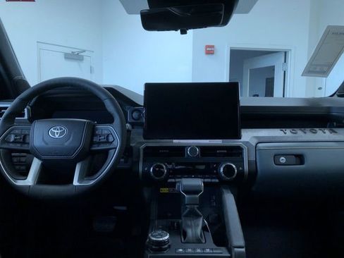 New 2026 Toyota Tacoma 4x4 Double Cab Hybrid image 12