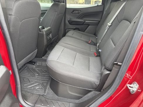 Used 2024 Chevrolet Colorado Trail Boss w/ Technology Package image 19