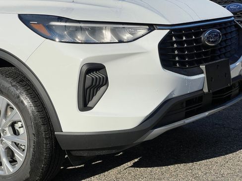 New 2026 Ford Escape Active image 2