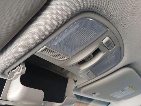 Used 2022 Hyundai Kona Limited image 22