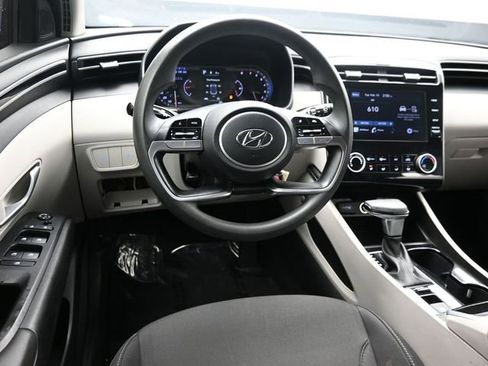 Used 2022 Hyundai Tucson SE FWD image 19