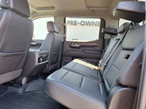Used 2023 GMC Sierra 1500 SLT w/ SLT Premium Package image 10