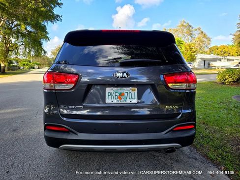 Used 2018 Kia Sorento EX image 14