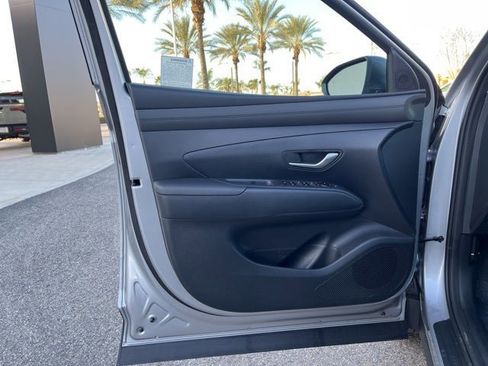 New 2026 Hyundai Tucson Blue SE image 13