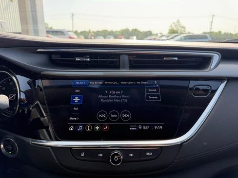 Used 2023 Buick Encore GX Select w/ Sport Touring Package FWD image 15