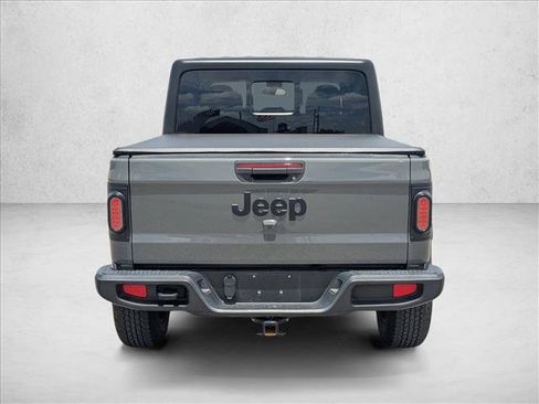 Used 2023 Jeep Gladiator Sport AWD/4WD image 6