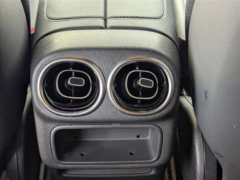 Used 2026 Mercedes-Benz GLC 300 image 18