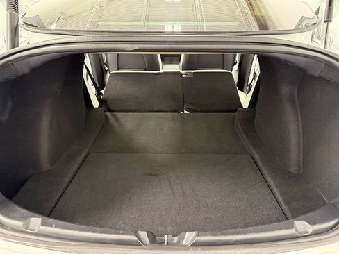 Used 2022 Tesla Model 3 Long Range AWD/4WD image 30
