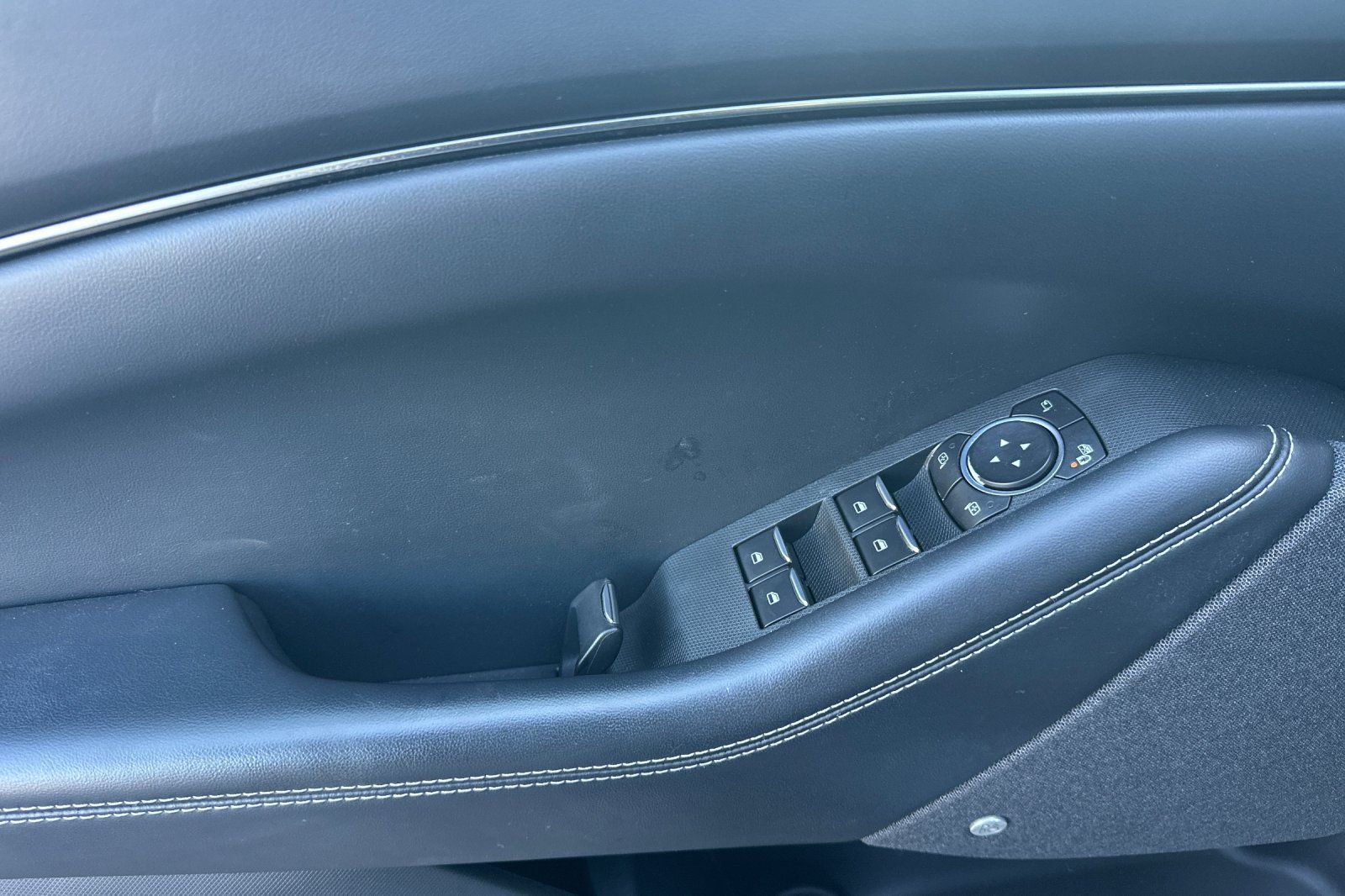 Used 2022 Ford Mustang Mach-E Premium RWD image 10