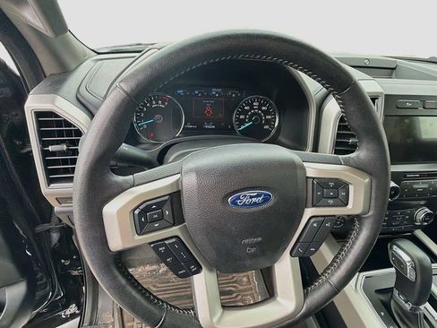 Used 2020 Ford F150 Lariat w/ Equipment Group 502A Luxury AWD/4WD image 11