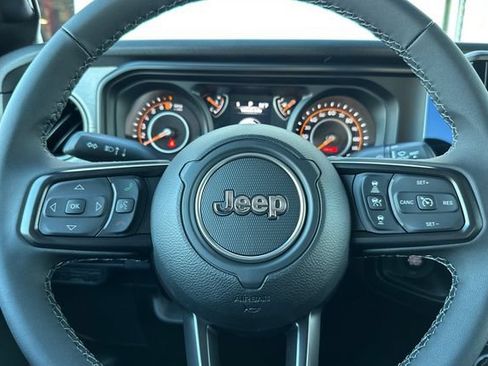 New 2026 Jeep Gladiator Sport AWD/4WD image 21