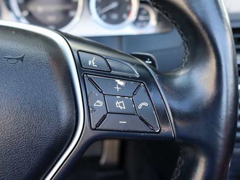 Used 2013 Mercedes-Benz E 350 Cabriolet image 20