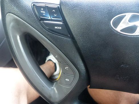 Used 2011 Hyundai Sonata GLS FWD image 28