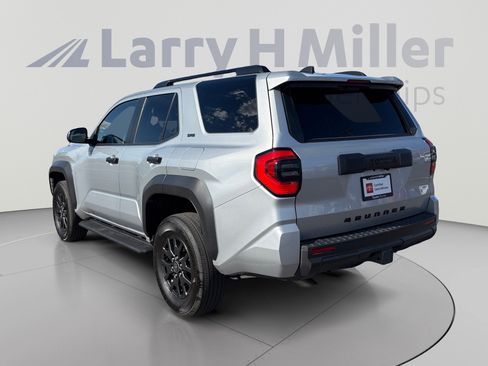 Used 2025 Toyota 4Runner TRD Sport Premium AWD/4WD image 3