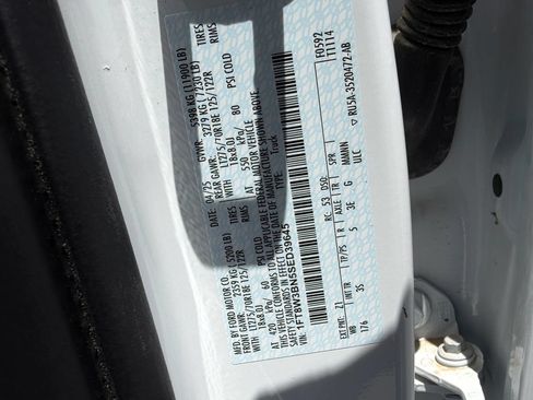 Used 2025 Ford F350 XLT AWD/4WD image 14