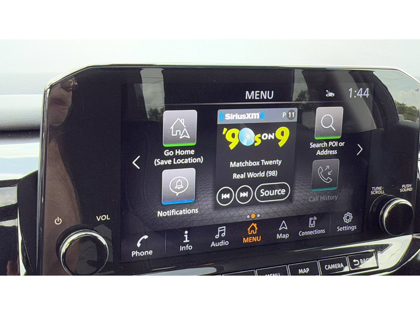 Used 2025 Nissan Pathfinder Platinum AWD/4WD image 18